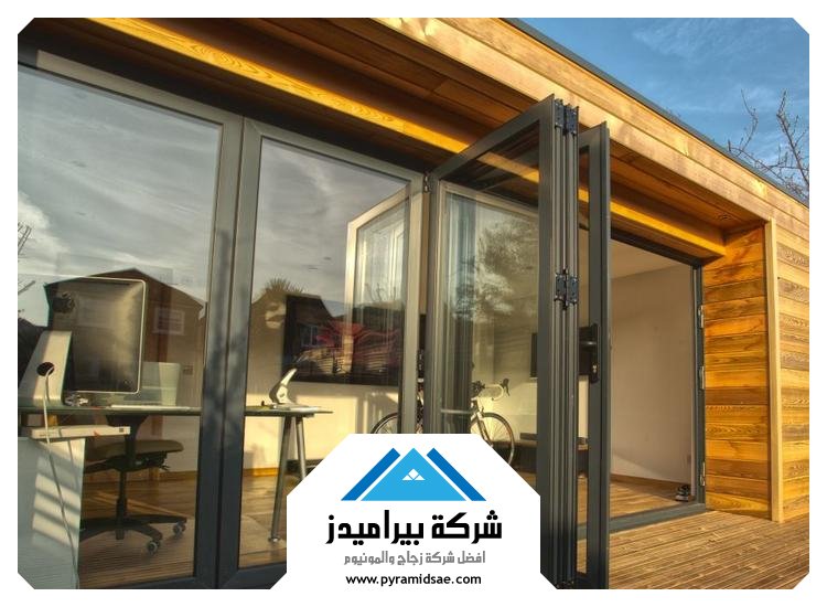 بناء ملاحق زجاجية في عجمان
